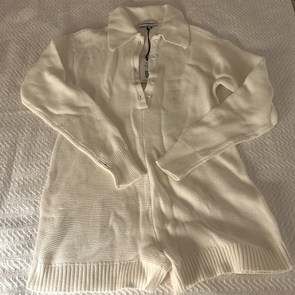 We wore what long sleeve romper - Picture 1 of 1